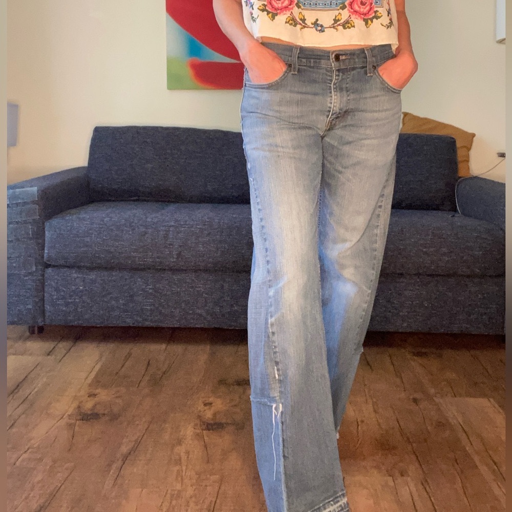 Wide leg jeans reconstructed Levi’s. Size 31